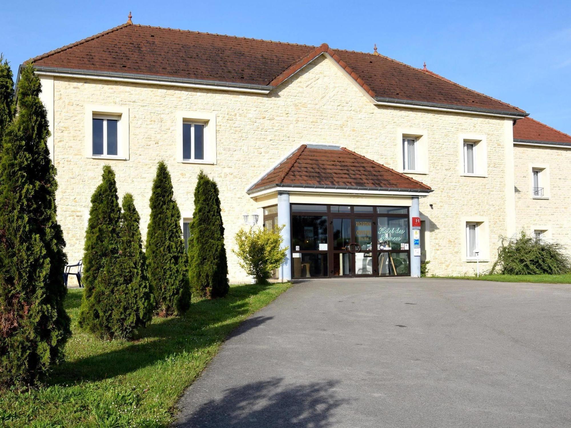 Logis Des Sources Hotel Creney-pres-Troyes Bagian luar foto
