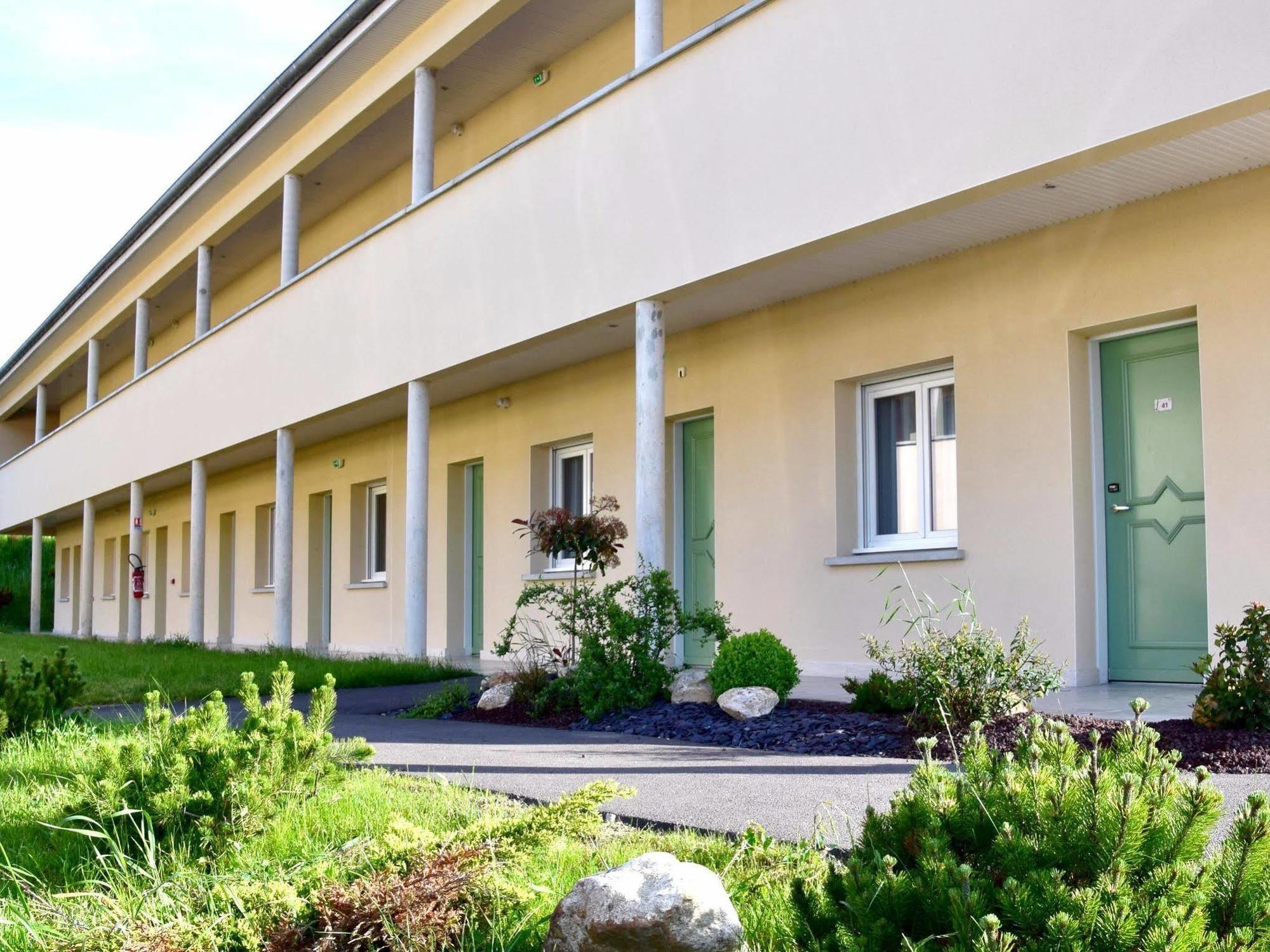 Logis Des Sources Hotel Creney-pres-Troyes Bagian luar foto